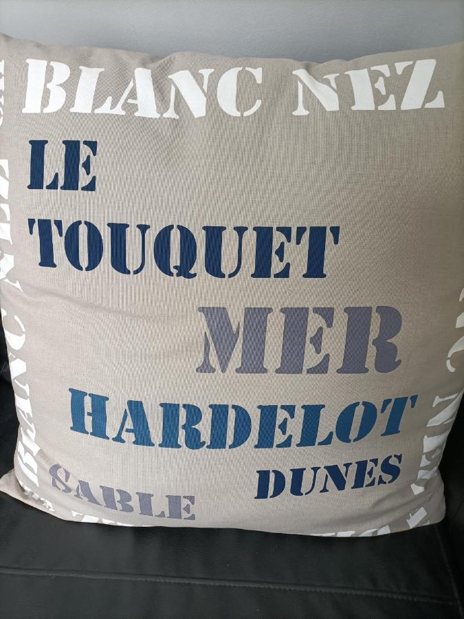 Dans Le Pre Hesdin L'abbe *
